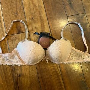 Victoria secret 5 way push-up bra